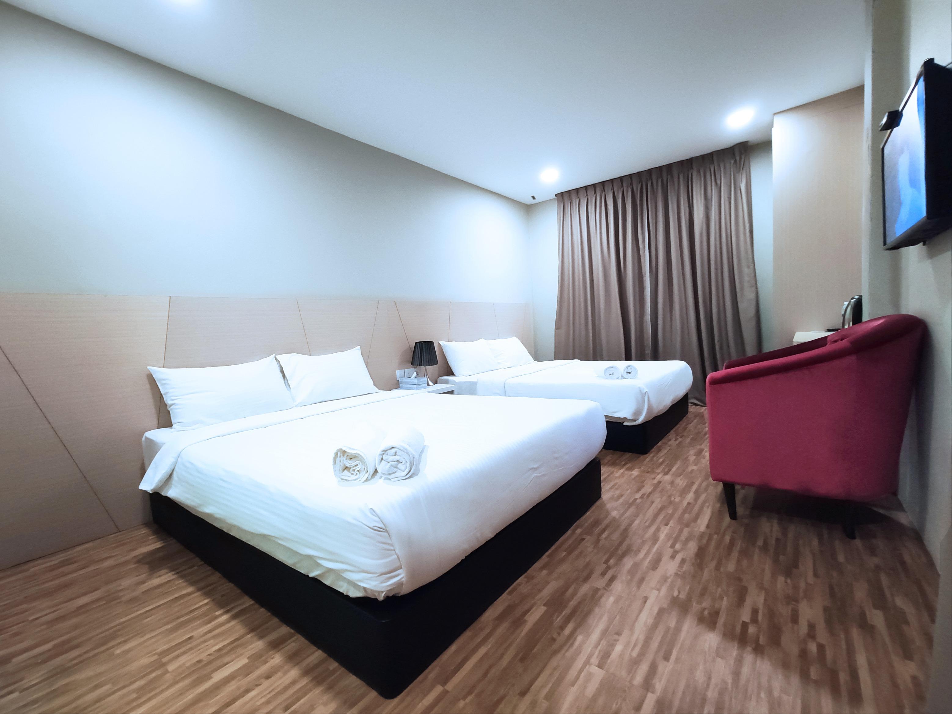Princess Hotel Pontian Понтиан-Кечил Экстерьер фото